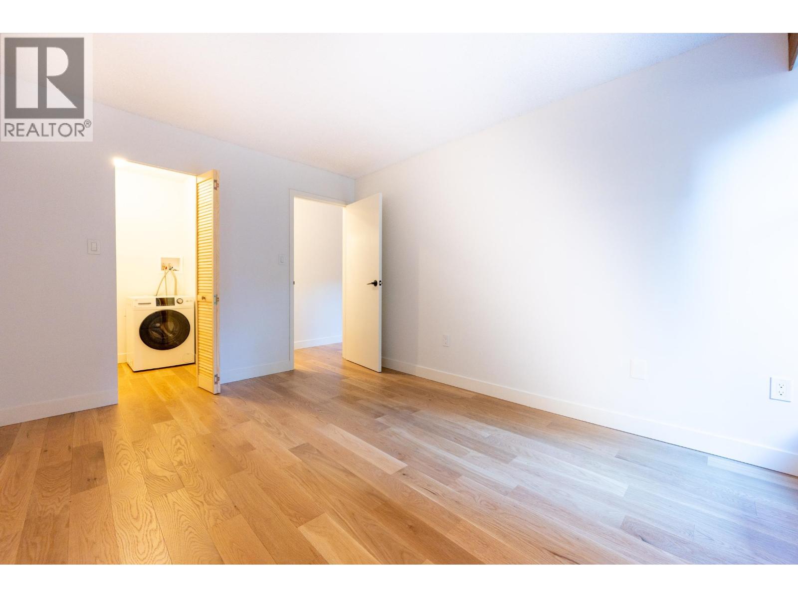 117 265 E 15TH AVENUE, Vancouver
