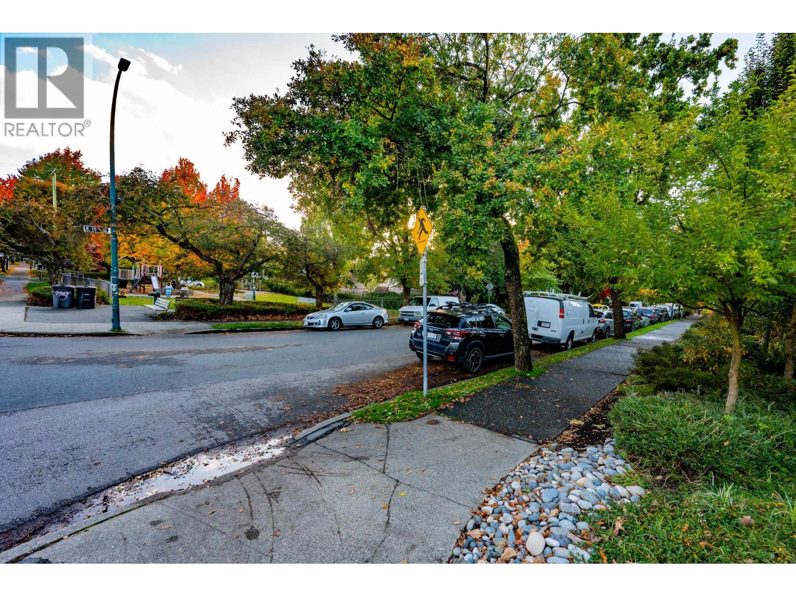 117 265 E 15TH AVENUE, Vancouver