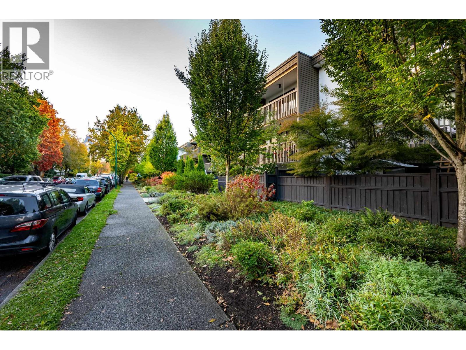117 265 E 15TH AVENUE, Vancouver