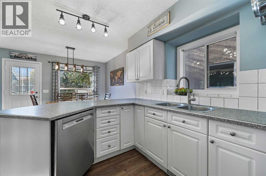 Single Family House for Sale in  Hidden Ranch Boulevard NW Hidden Valley Calgary 