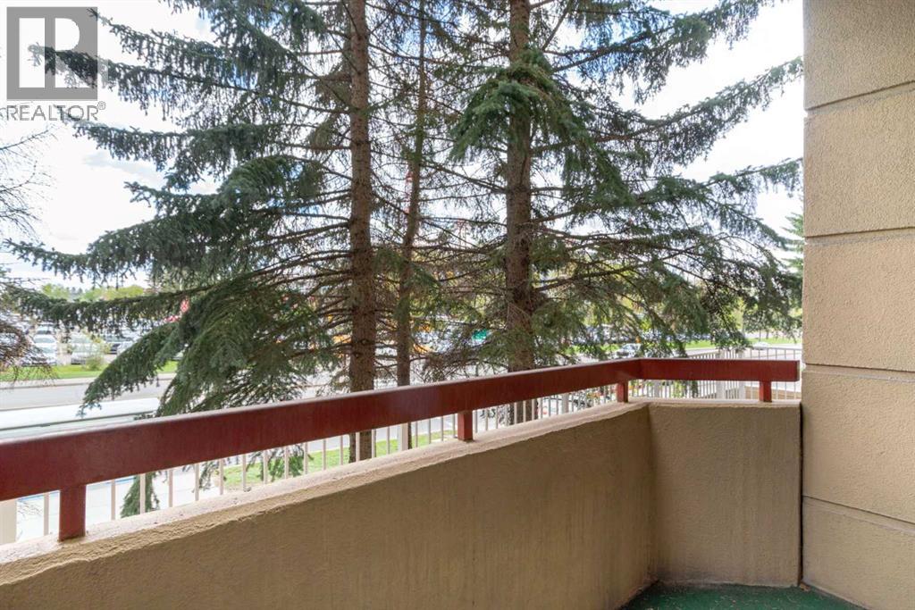 Single Family House for Sale in   University Drive NW University Heights Calgary 