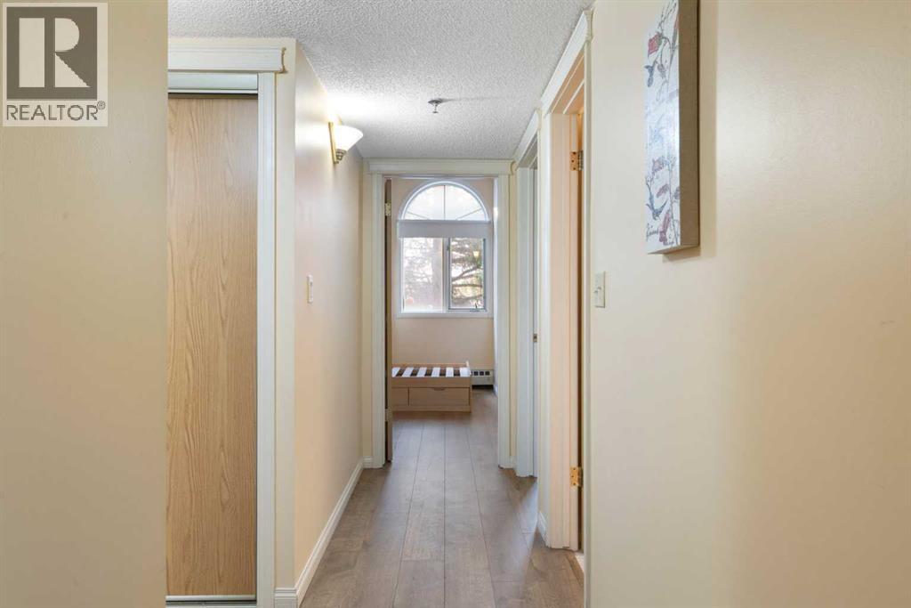 Single Family House for Sale in   University Drive NW University Heights Calgary 