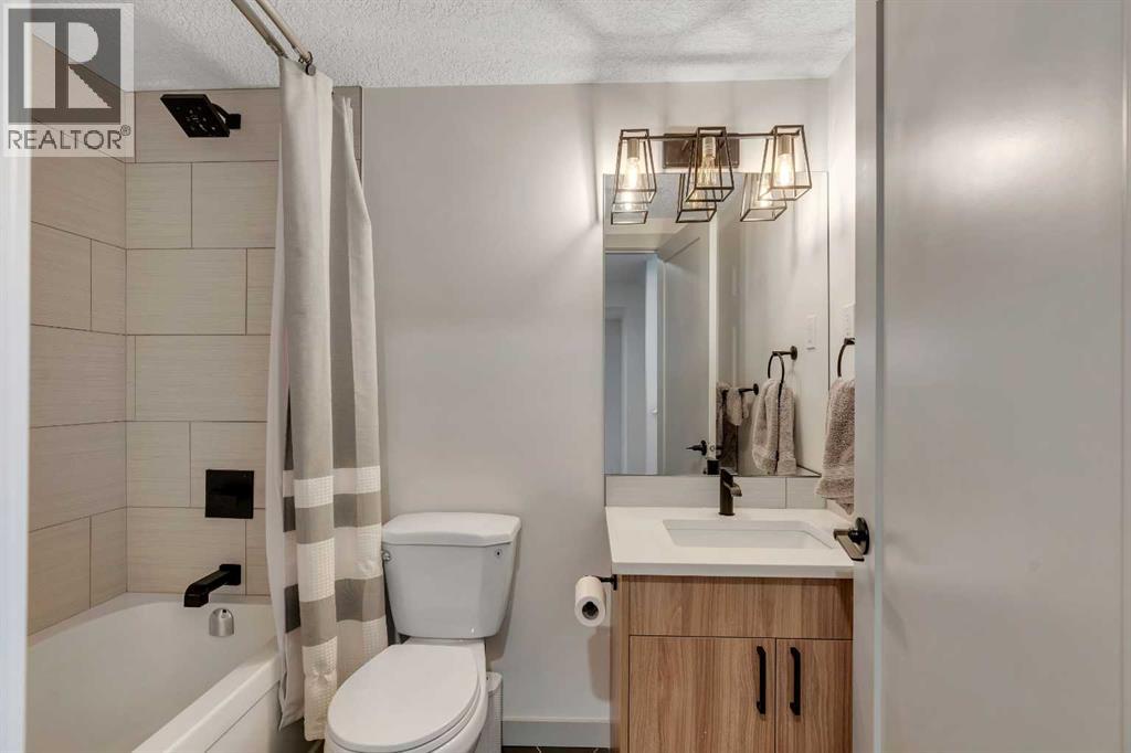 Single Family House 4 Level for Sale in  Austin Road SE Acadia Calgary 
