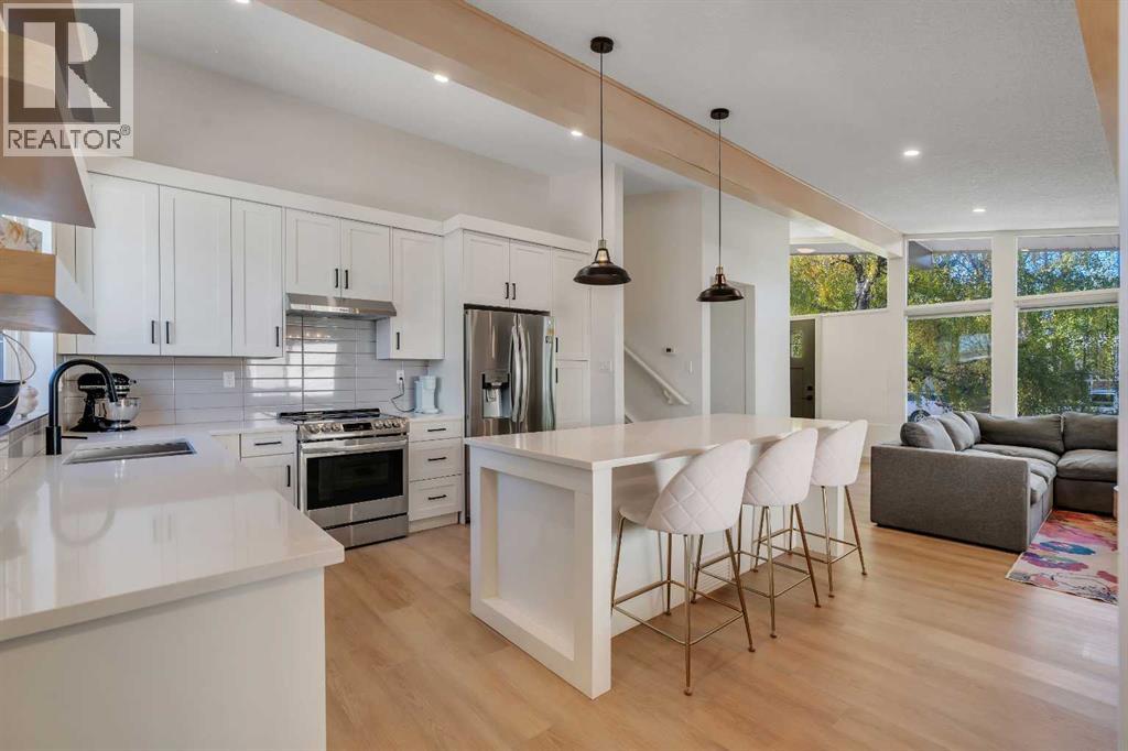 Single Family House 4 Level for Sale in  Austin Road SE Acadia Calgary 