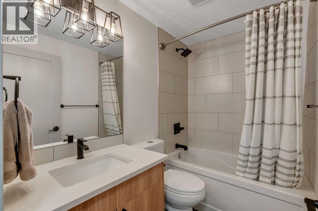 Single Family House 4 Level for Sale in  Austin Road SE Acadia Calgary 