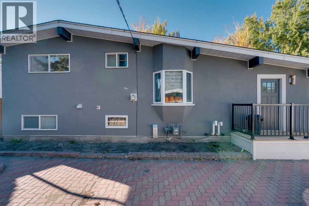 Single Family House 4 Level for Sale in  Austin Road SE Acadia Calgary 