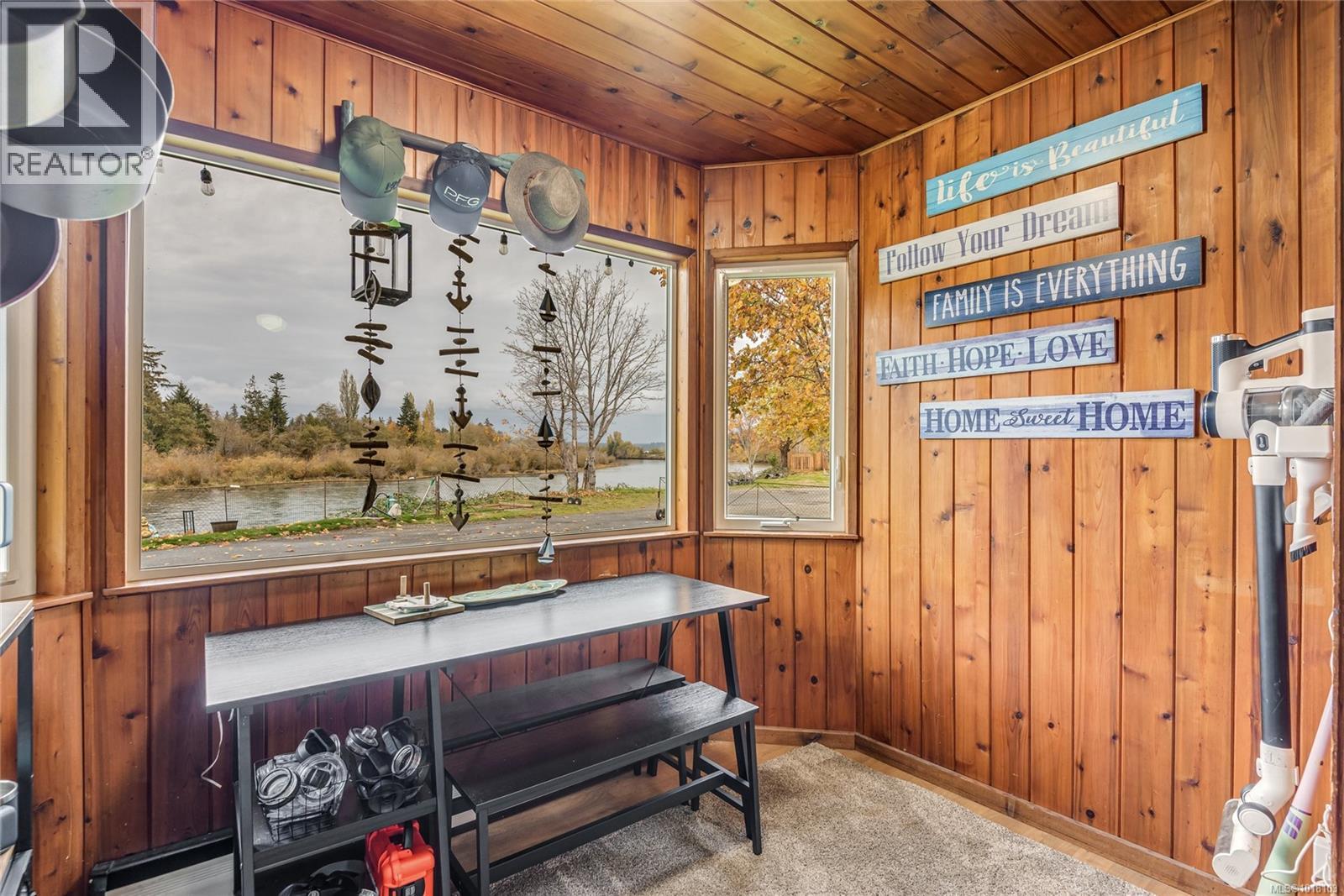 1631 20th Ave, Campbell River