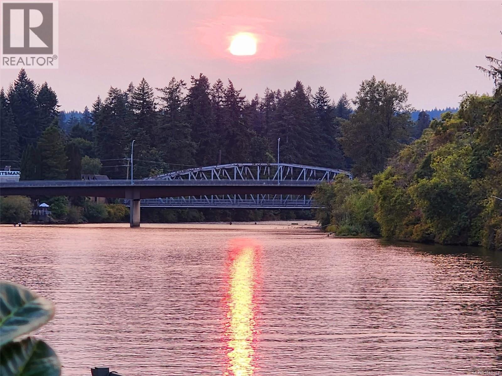 1631 20th Ave, Campbell River