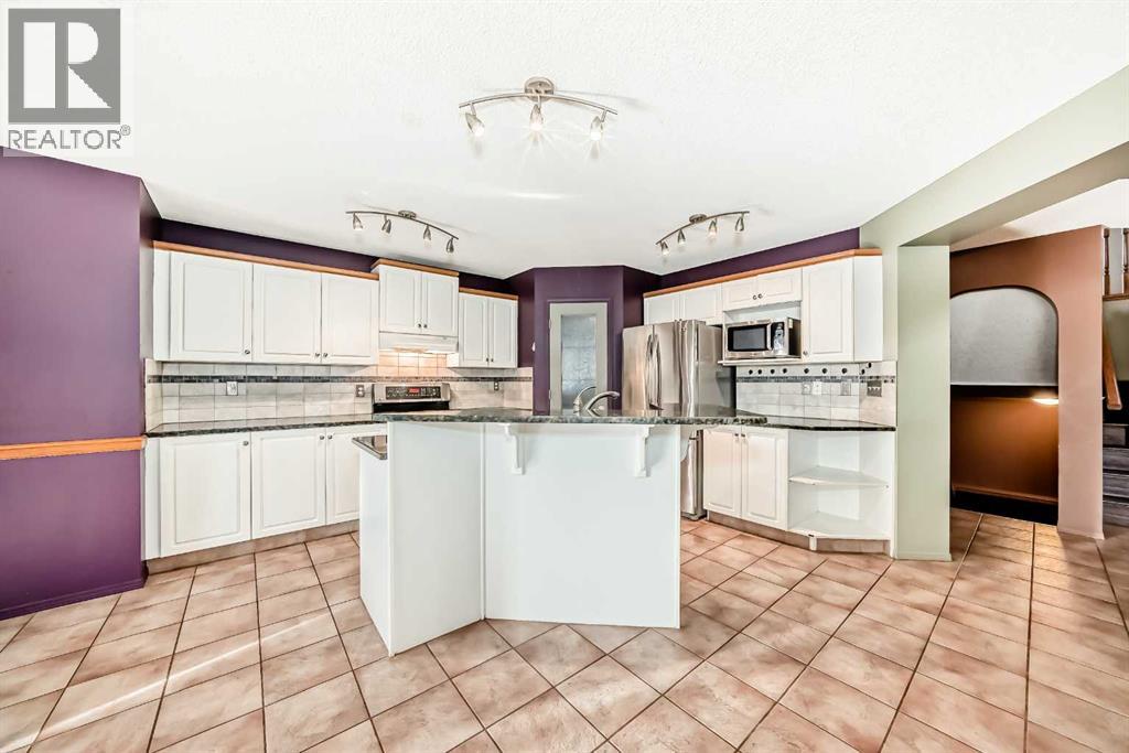 Single Family House for Sale in  Citadel Ridge Green NW Citadel Calgary 