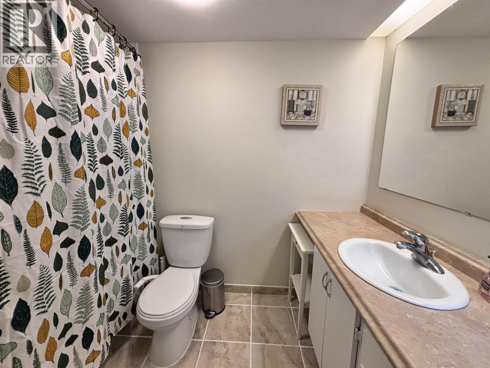 402 1026 QUEENS AVENUE, New Westminster