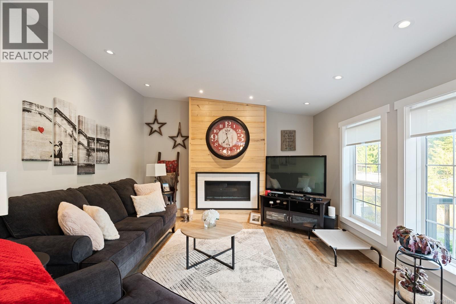  3035 Sarah Drive, Sooke