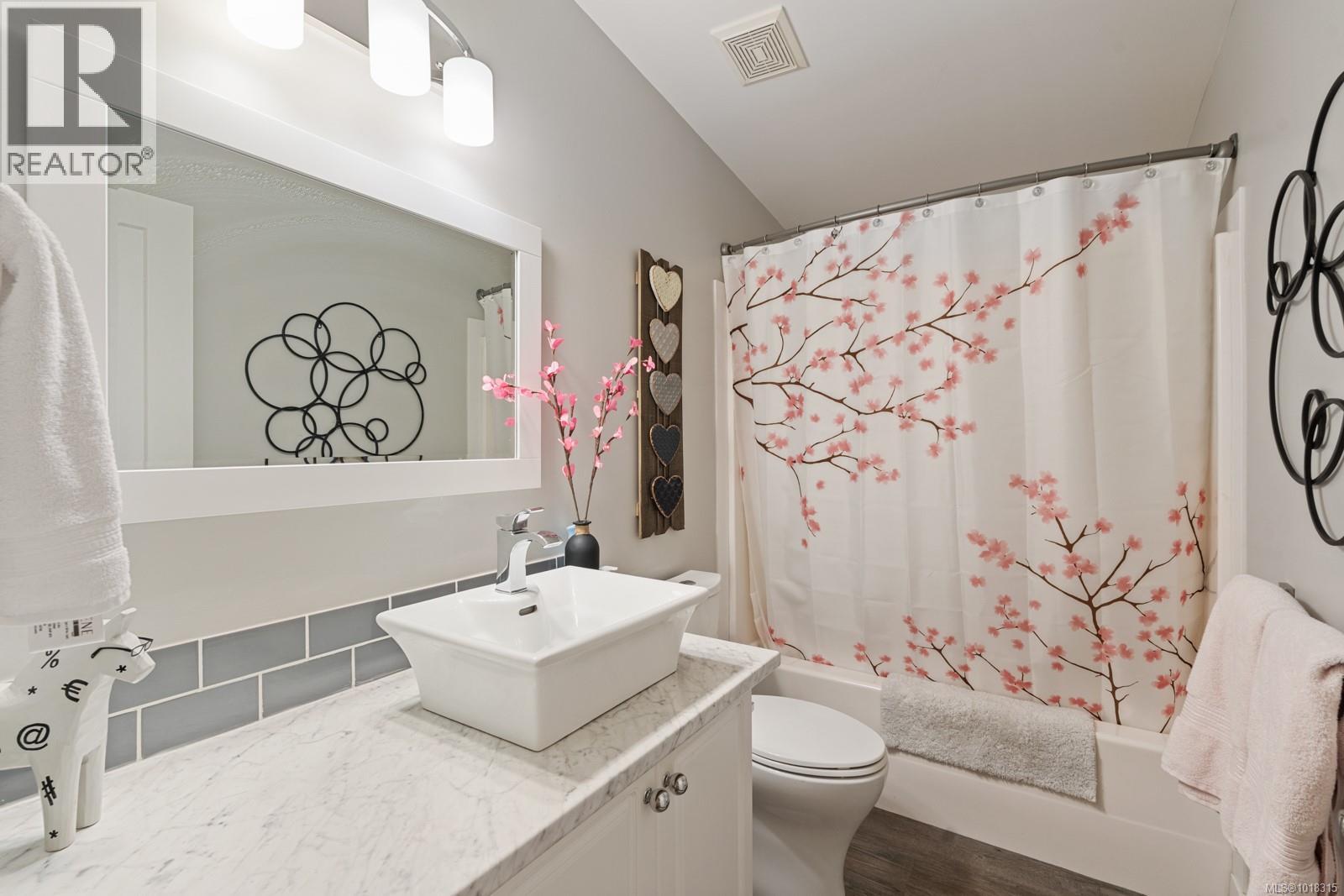  3035 Sarah Drive, Sooke