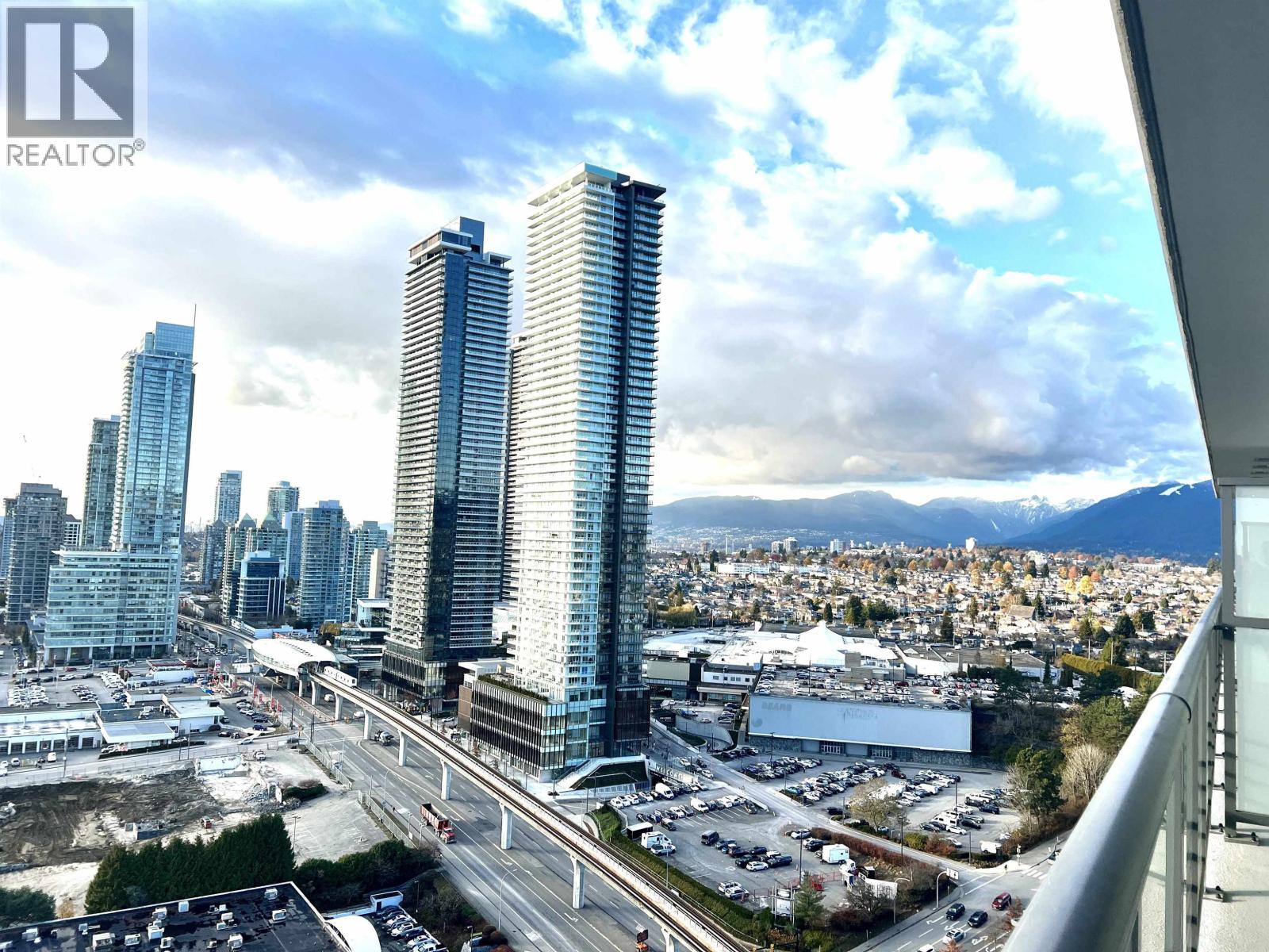 25xx 4720 LOUGHEED HIGHWAY, Burnaby