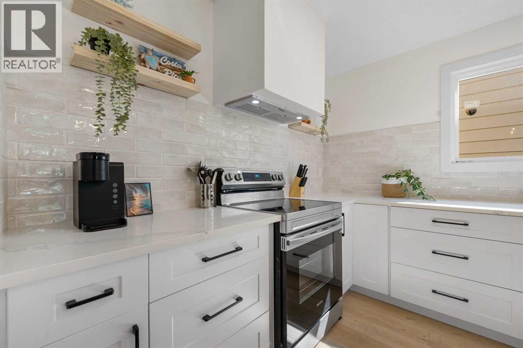 Single Family House Bungalow for Sale in  Berkley Drive NW Beddington Heights Calgary 