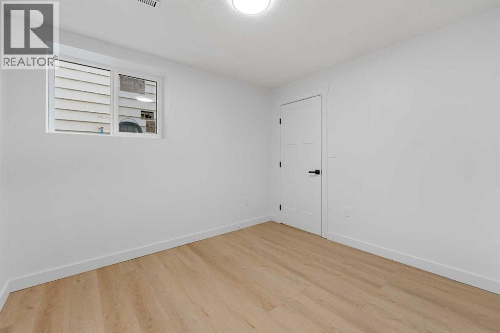 Single Family House Bungalow for Sale in  Berkley Drive NW Beddington Heights Calgary 