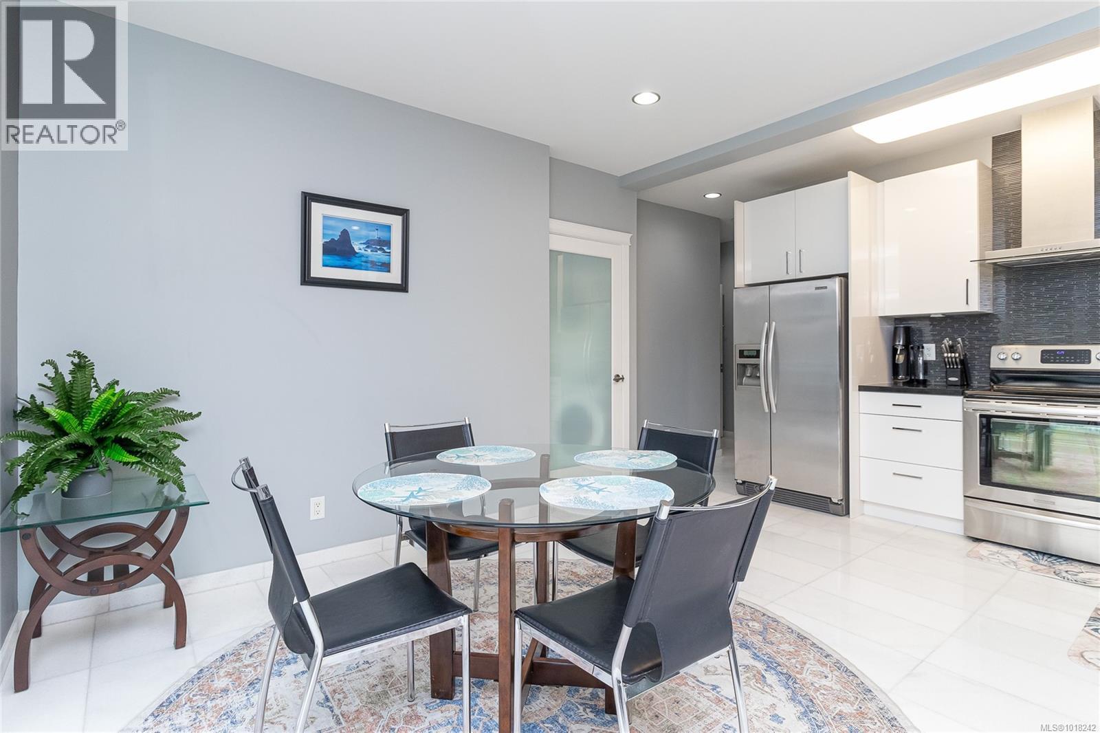 #401 1250 STEWART AVE - 16