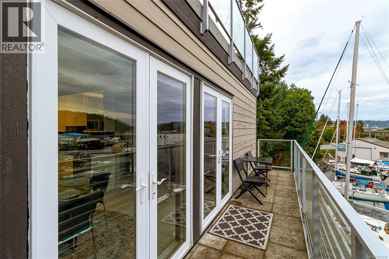 #401 1250 STEWART AVE - 34