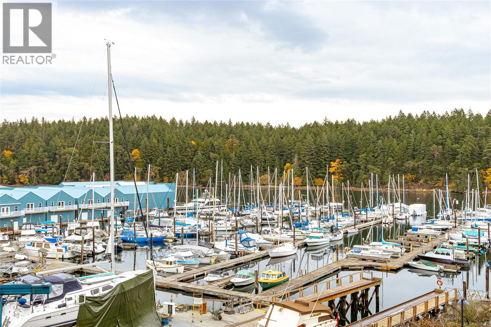 #401 1250 STEWART AVE - 35