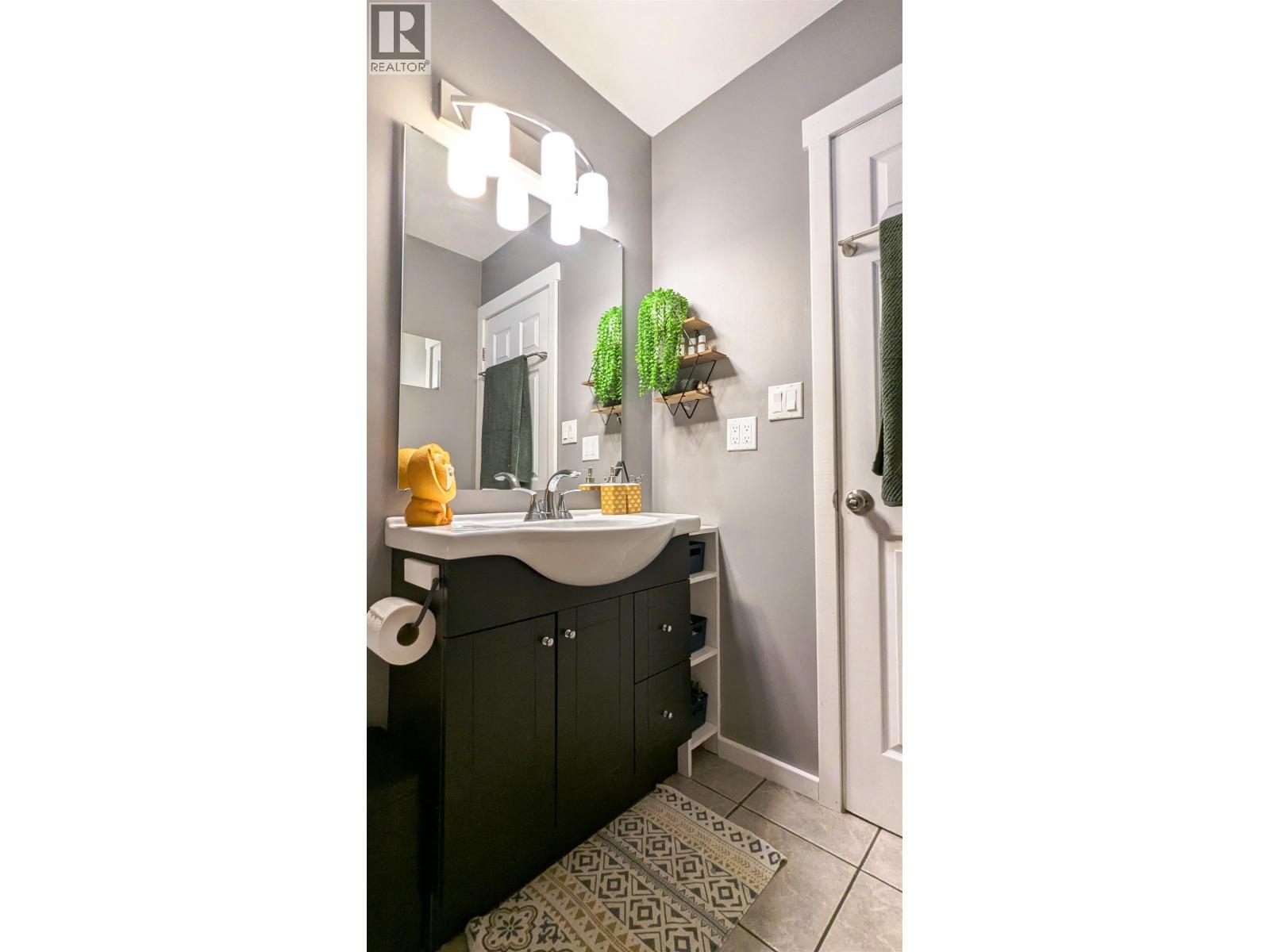 2817 OAK STREET, Prince George