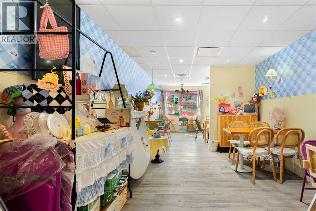 536 16 Avenue NW, Calgary, Alberta