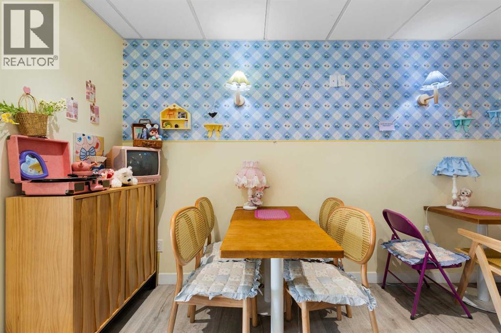 Business for Sale in   Avenue NW Mount Pleasant Calgary 