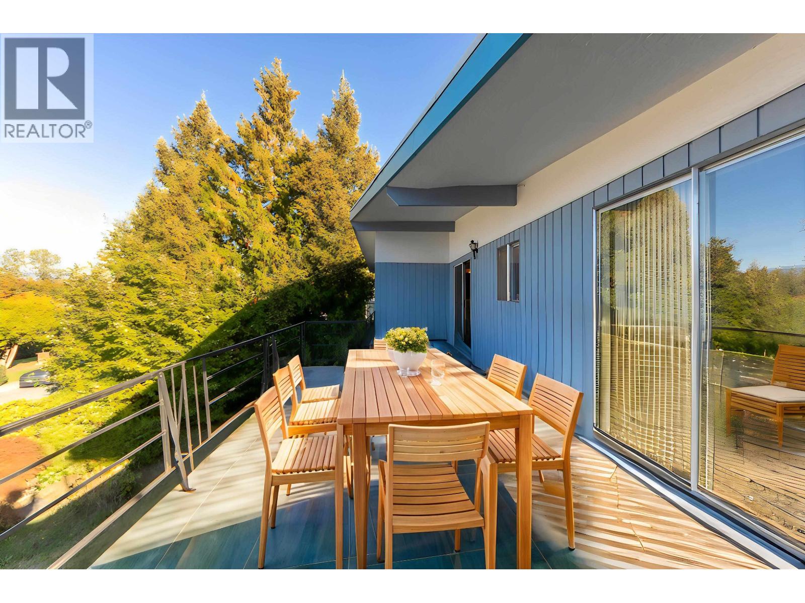 6096 SERVICE STREET, Burnaby