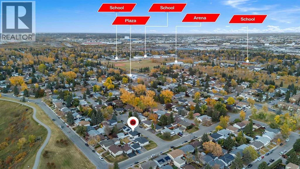 Single Family House Bi-level for Sale in  Lysander Place SE Ogden Calgary 