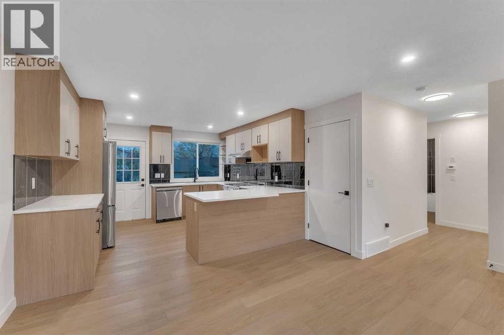 352 Lysander Place SE, Calgary, Alberta