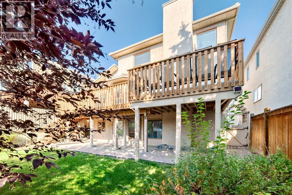 Single Family House for Sale in  Signature Close SW Signal Hill Calgary 