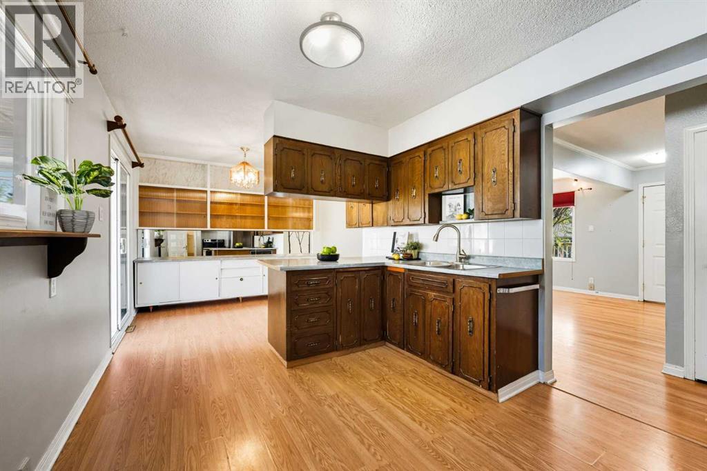 Single Family House Bungalow for Sale in   Avenue NW Cambrian Heights Calgary 