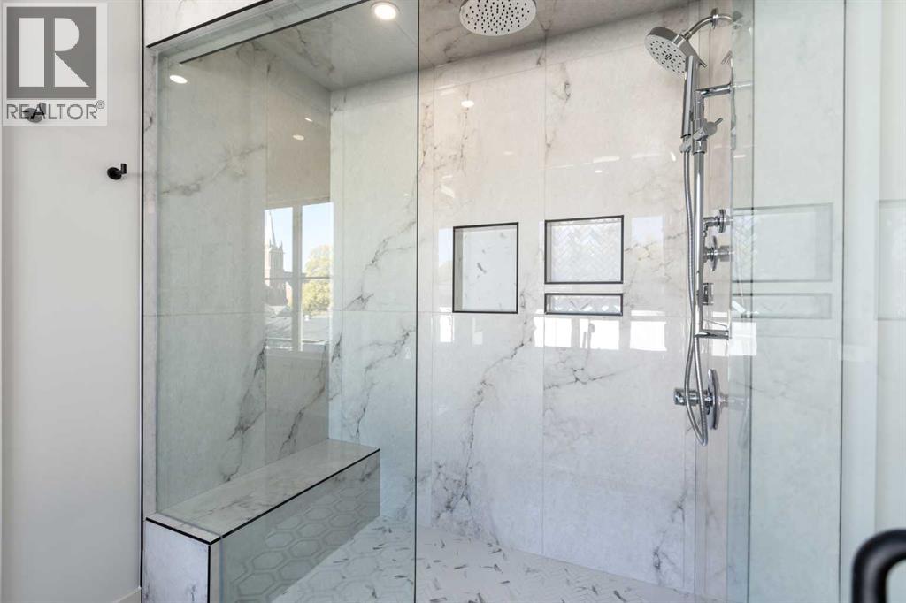 Single Family House for Sale in   Avenue NW Mount Pleasant Calgary 