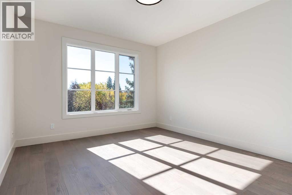 Single Family House for Sale in   Avenue NW Mount Pleasant Calgary 