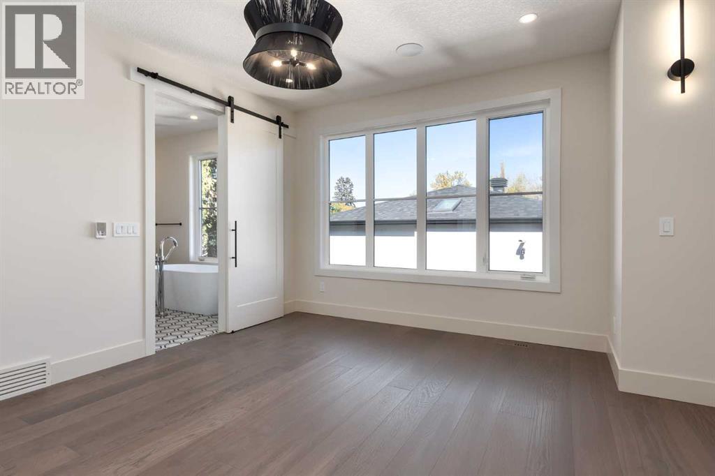 Single Family House for Sale in   Avenue NW Mount Pleasant Calgary 