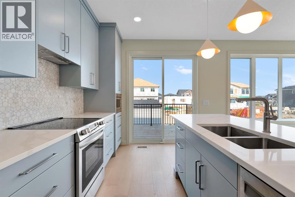 92 Fireside Common, Cochrane