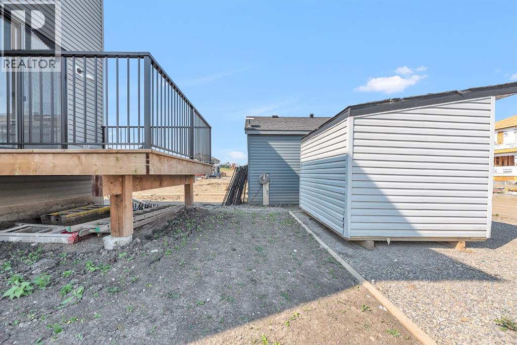 92 Fireside Common, Cochrane