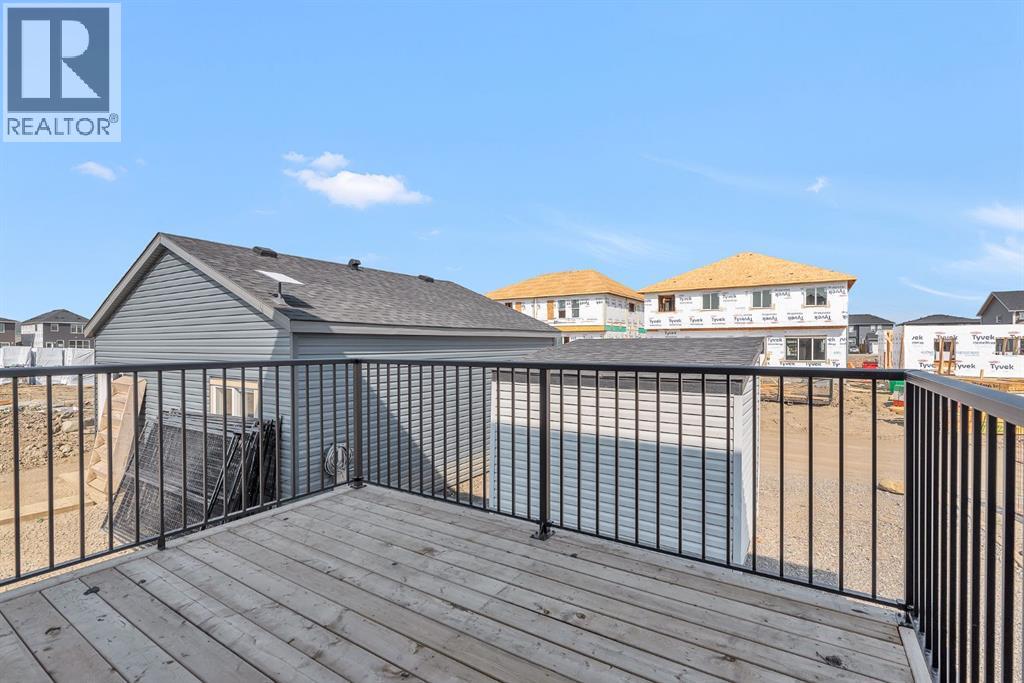 92 Fireside Common, Cochrane