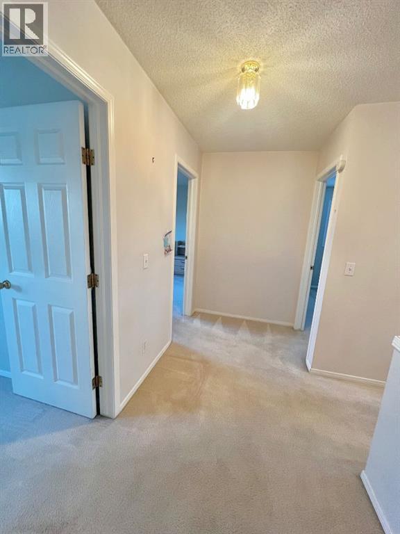 Single Family House for Sale in  Applestone Park SE Applewood Park Calgary 