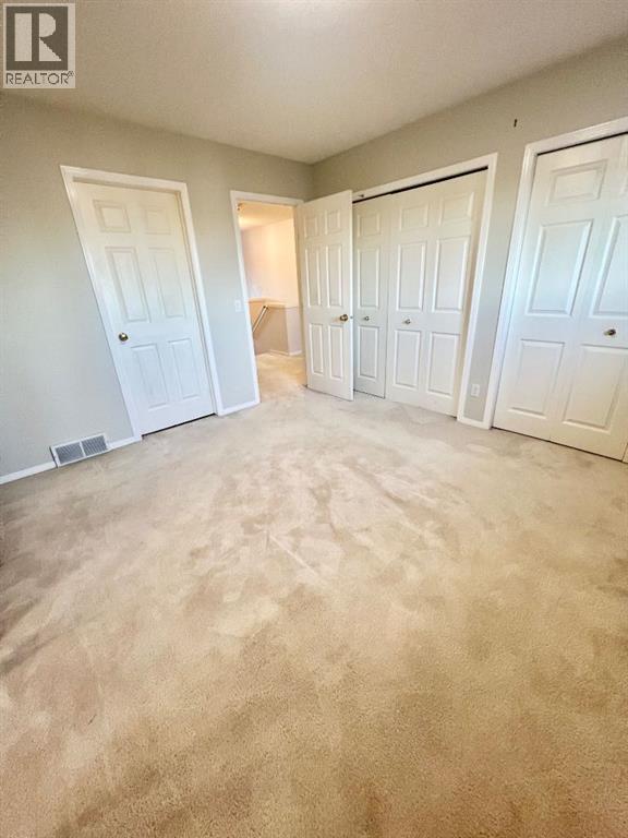 Single Family House for Sale in  Applestone Park SE Applewood Park Calgary 