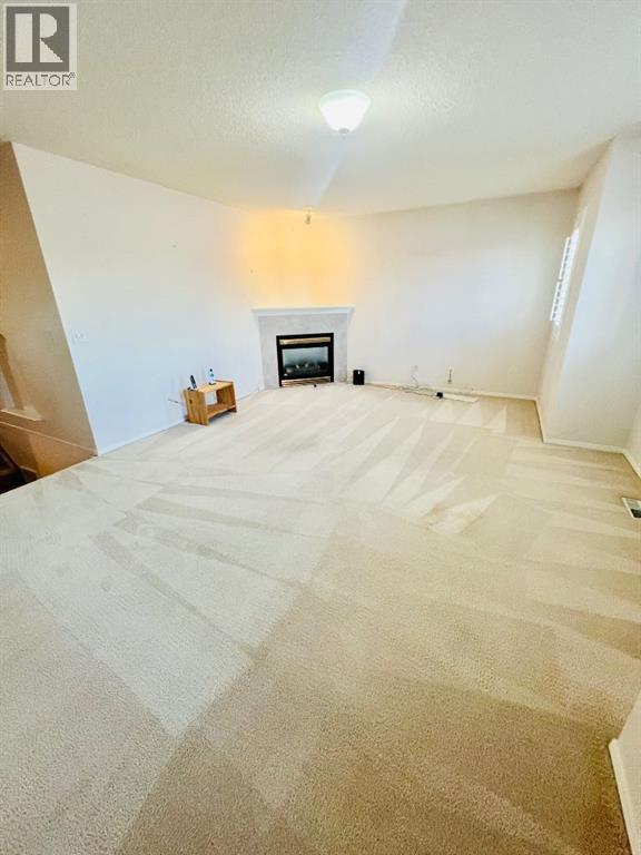 Single Family House for Sale in  Applestone Park SE Applewood Park Calgary 