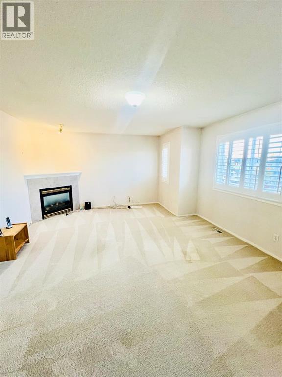 Single Family House for Sale in  Applestone Park SE Applewood Park Calgary 