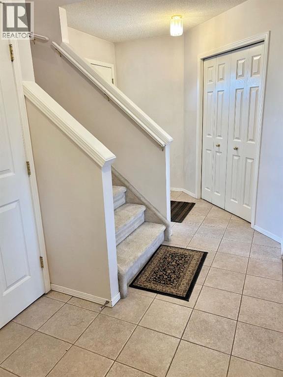 Single Family House for Sale in  Applestone Park SE Applewood Park Calgary 
