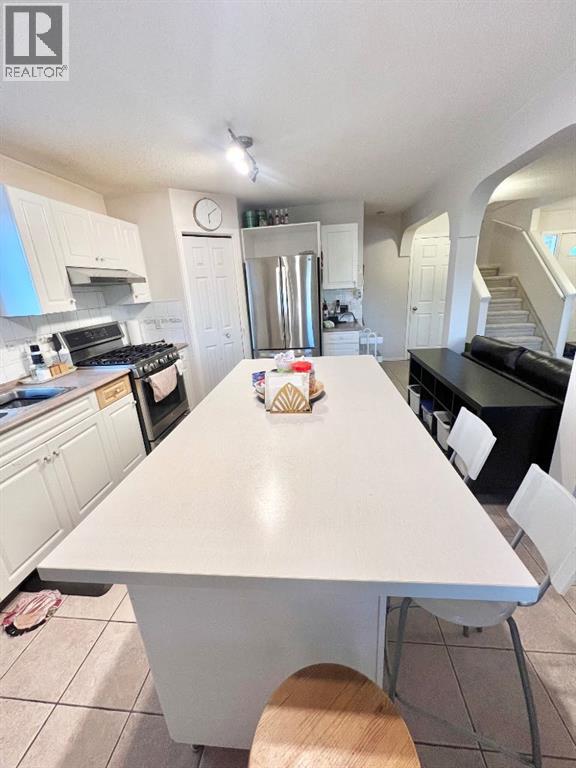 Single Family House for Sale in  Applestone Park SE Applewood Park Calgary 