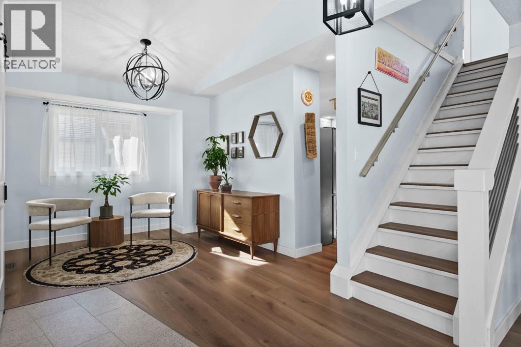 Single Family House for Sale in  Riverside Way SE Riverbend Calgary 