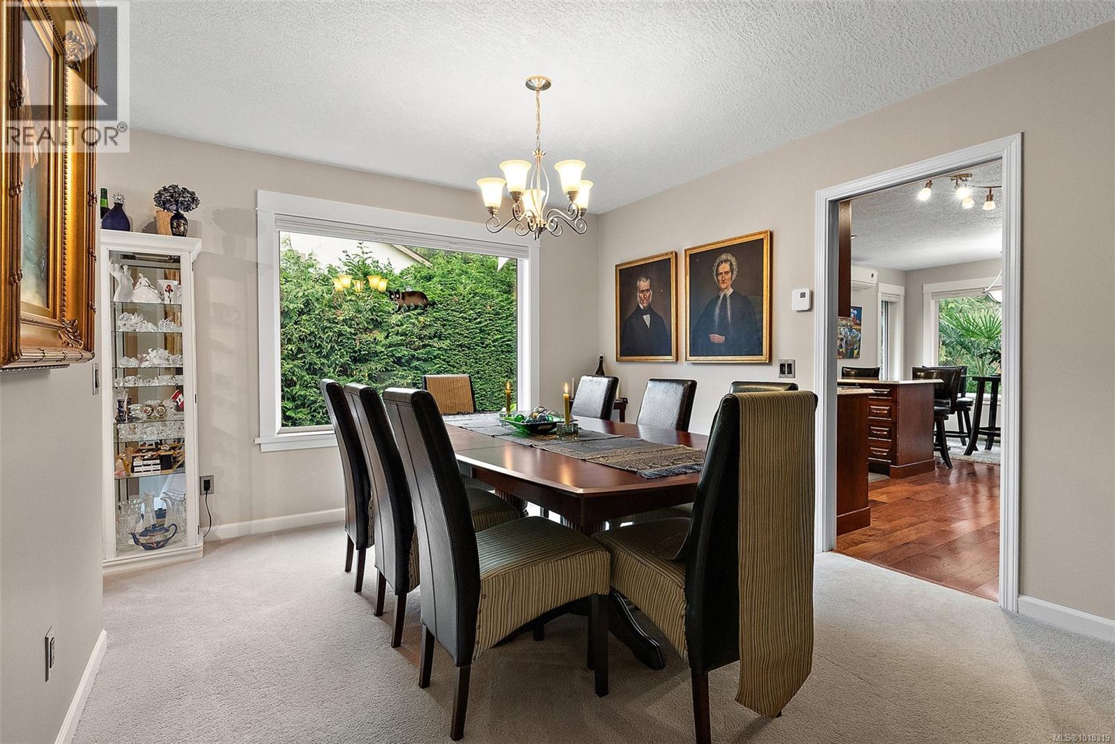 1602 Mayneview Terr, North Saanich