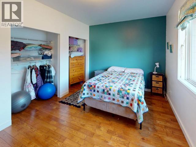 4880 SANDERSON/ALDER AVE, Texada Island