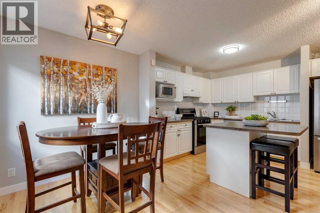 Single Family House for Sale in    Street SW Richmond Calgary 