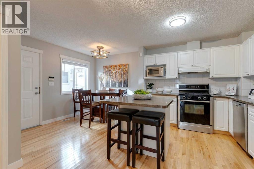 Single Family House for Sale in    Street SW Richmond Calgary 