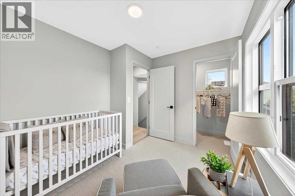 Single Family House for Sale in   Avenue SW Windsor Park Calgary 