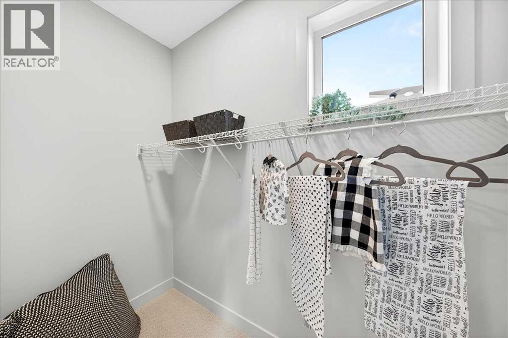 Single Family House for Sale in   Avenue SW Windsor Park Calgary 