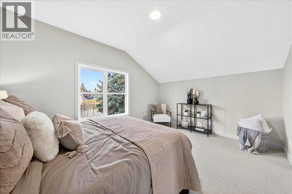 Single Family House for Sale in   Avenue SW Windsor Park Calgary 